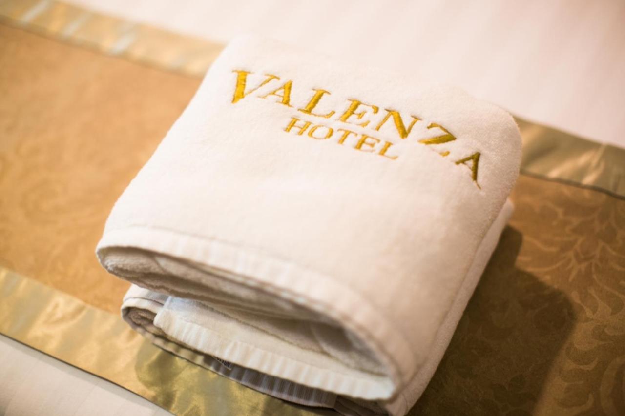 Hotel Valenza Kuala Lumpur Dış mekan fotoğraf